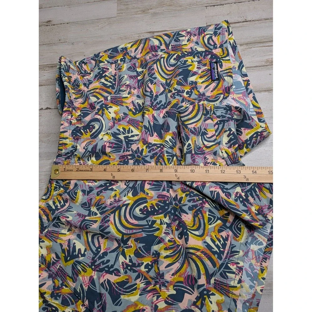 Patagonia Women's Baggies‎ 5